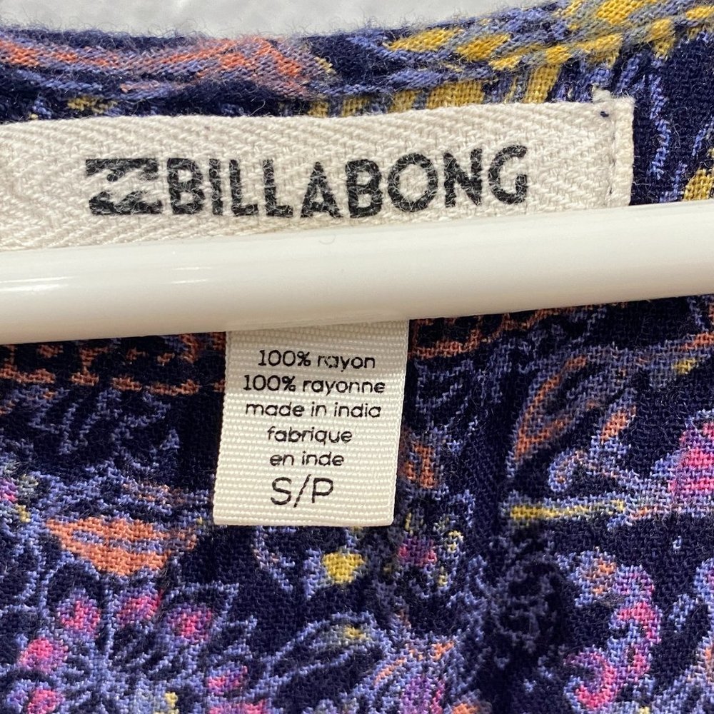 Billabong Take Me Away Dress, women's size small, 3/4 sleeve print dress.EUC - Picture 10 of 10
